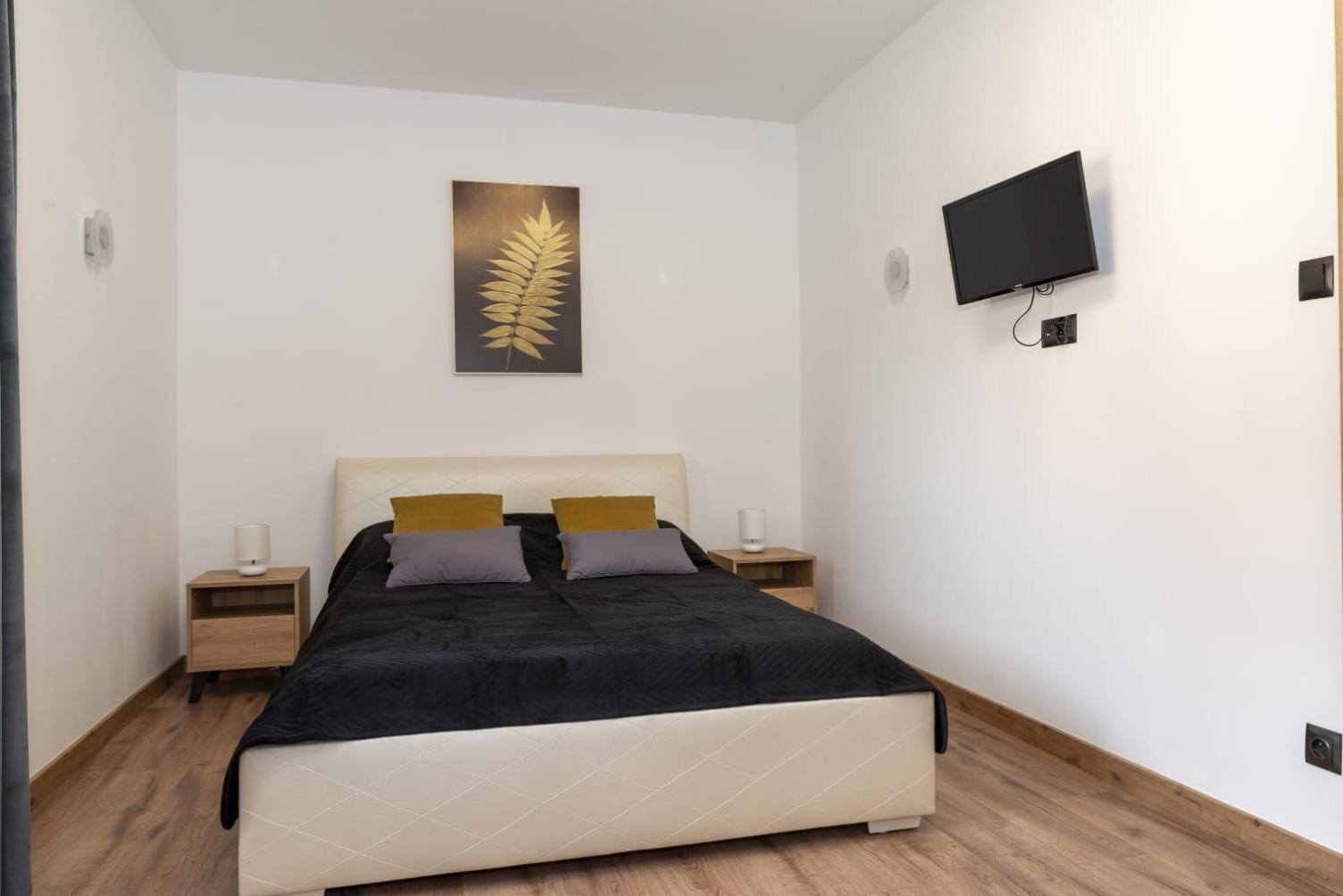 M&K Apartament Строне-Шльонське Екстер'єр фото